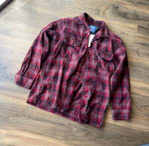 Vintage Pendleton 100% Virgin Wool Plaid Board Shirt Men